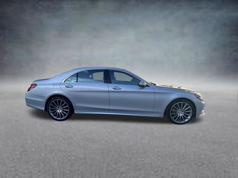 Used 2016 Mercedes-Benz S 550 Sedan image 8