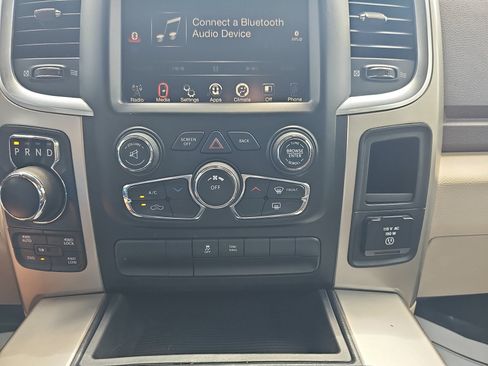 Used 2015 RAM 1500 Big Horn AWD/4WD image 19