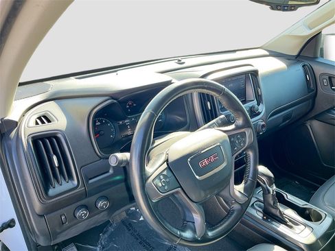 Used 2022 GMC Canyon AT4 image 9