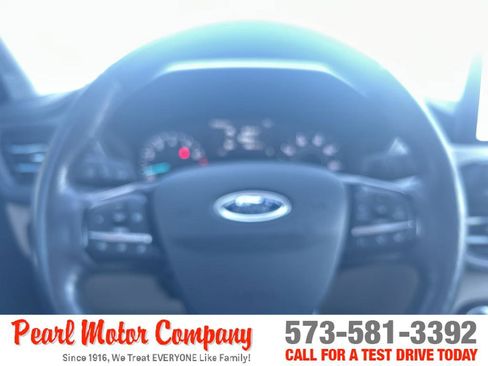 Used 2021 Ford Escape SEL image 13