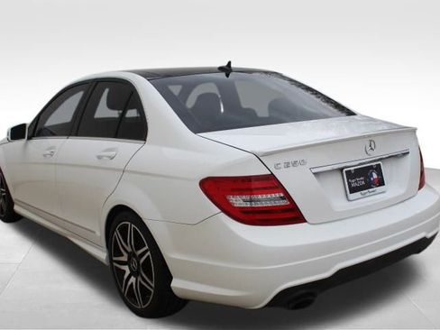 Used 2013 Mercedes-Benz C 250 Sedan image 6