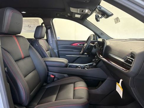 New 2026 Chevrolet Traverse RS image 24