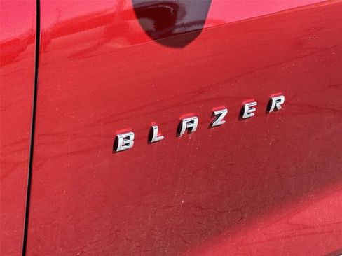 Certified 2024 Chevrolet Blazer LT w/ Convenience Package image 30