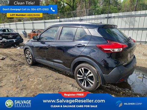 Used 2020 Nissan Kicks SV FWD image 3