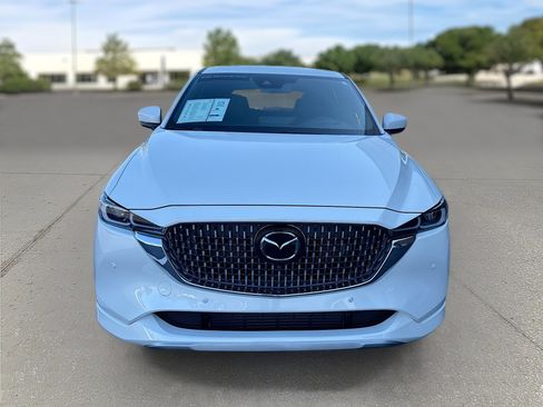 Certified 2025 MAZDA CX-5 Signature image 2