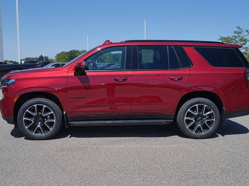 Used 2022 Chevrolet Tahoe RST w/ Luxury Package AWD/4WD image 10