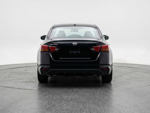 Used 2025 Nissan Altima 2.5 SV image 7