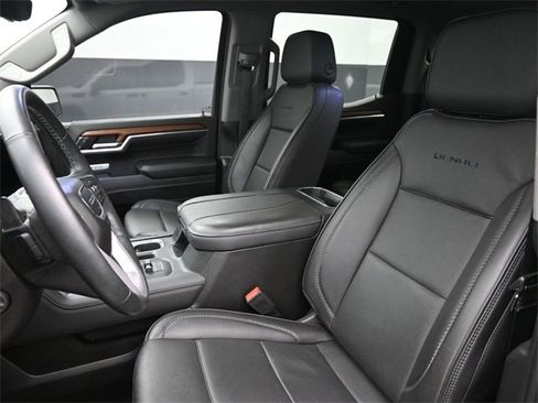 Used 2023 GMC Sierra 1500 Denali w/ Denali Reserve Package image 13