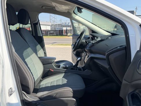 Used 2017 Ford Escape S FWD image 14