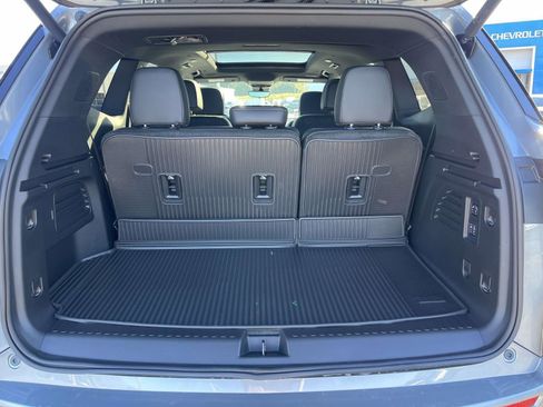 New 2026 Buick Enclave Avenir w/ Super Cruise Package FWD image 5