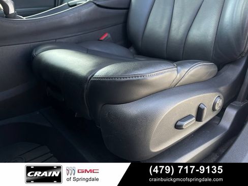 Used 2020 Buick Envision Premium w/ Driver Confidence Package AWD/4WD image 23