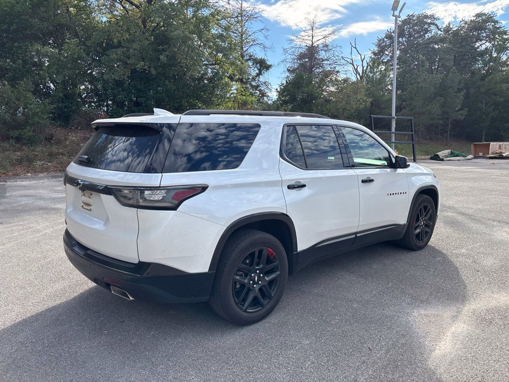 Used 2020 Chevrolet Traverse Premier w/ Redline Edition FWD image 7