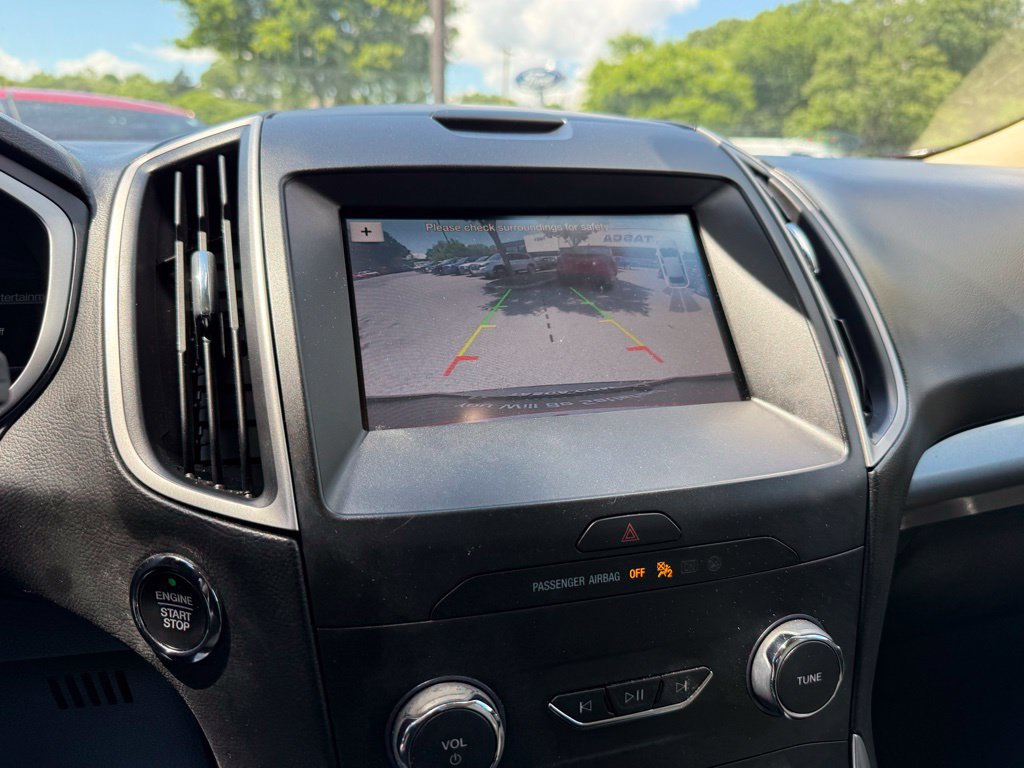 Used 2019 Ford Edge SEL w/ Equipment Group 201A AWD/4WD image 17