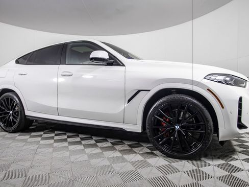 Used 2024 BMW X6 xDrive40i w/ Premium Package AWD/4WD image 5