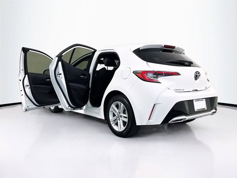 Used 2022 Toyota Corolla SE FWD image 36