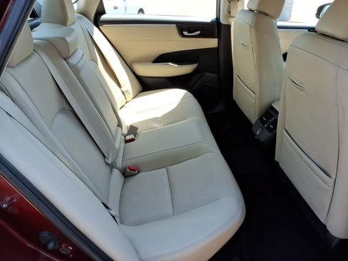 Used 2018 Honda Clarity Touring image 12