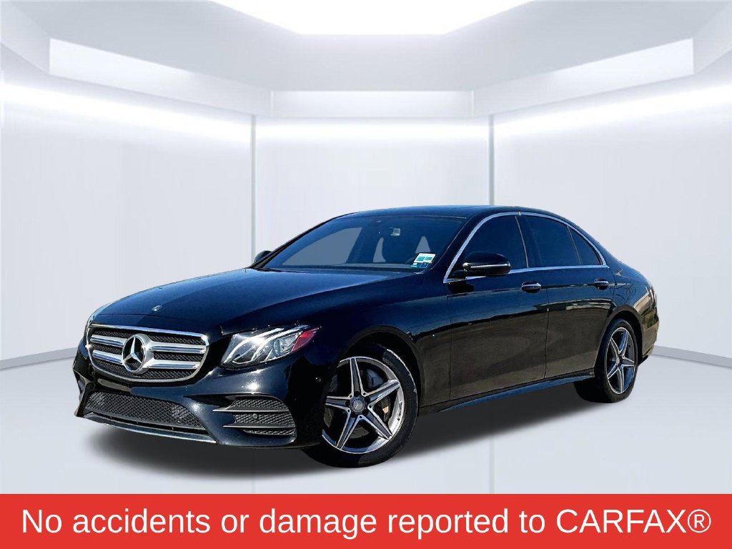 Used 2017 Mercedes-Benz E 300 4MATIC image 2