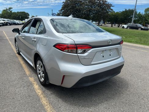 Used 2026 Toyota Corolla LE FWD image 6