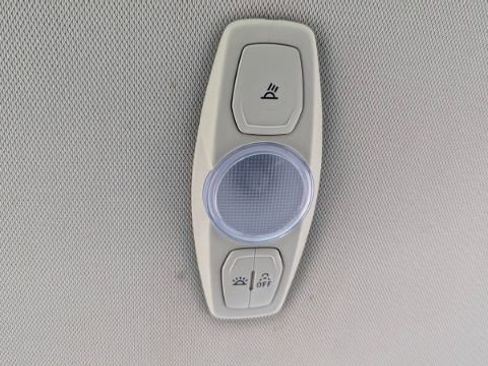 Used 2016 Ford Focus SE image 38