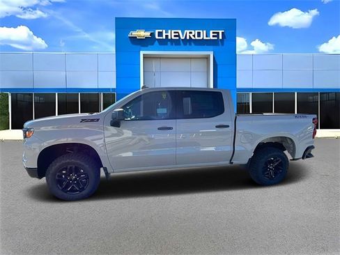 New 2026 Chevrolet Silverado 1500 Custom Trail Boss w/ LPO, Dark Essentials Package image 6