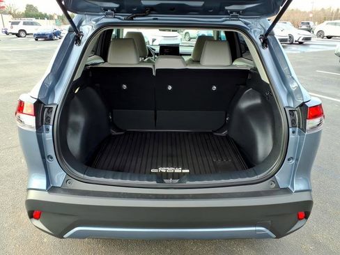 Used 2026 Toyota Corolla Cross L image 9