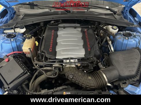 Used 2022 Chevrolet Camaro LT w/ Technology Package image 29