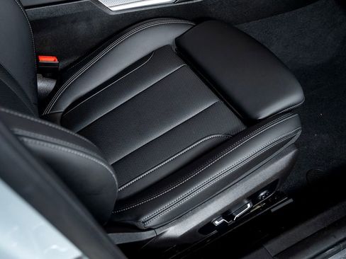 Used 2024 BMW M340i xDrive w/ Driving Assistance Package image 56