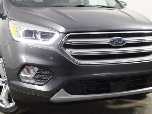 Used 2019 Ford Escape Titanium image 45