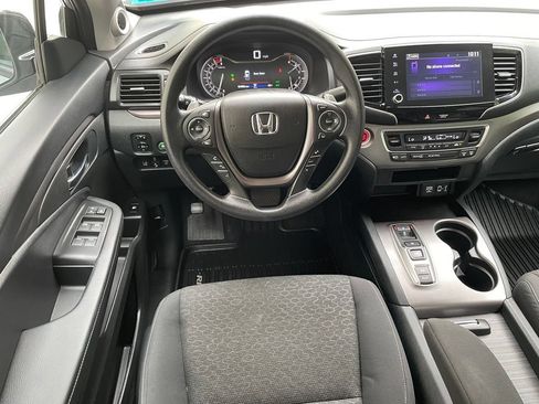 Certified 2023 Honda Ridgeline Sport image 10