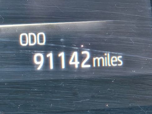 Used 2021 Toyota Highlander Limited image 25