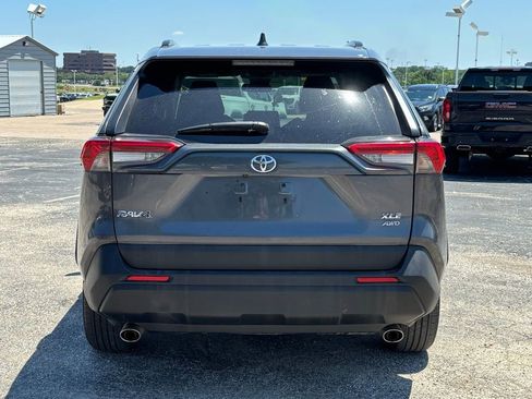 Used 2024 Toyota RAV4 XLE AWD/4WD image 6
