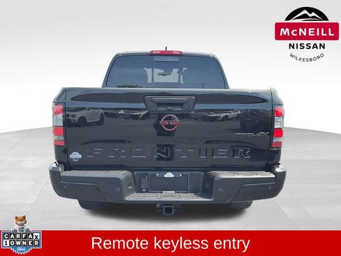 Used 2023 Nissan Frontier PRO-4X w/ Pro Convenience Package AWD/4WD image 6