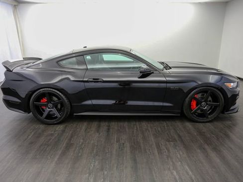 Used 2017 Ford Mustang GT Premium w/ GT Performance Package RWD image 6