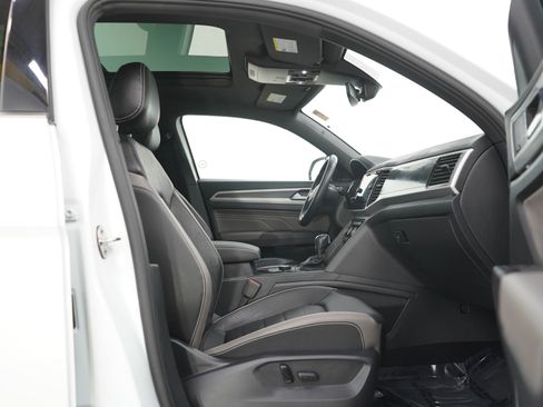 Used 2023 Volkswagen Atlas Cross Sport SEL Premium R-Line image 10