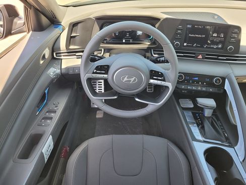 New 2026 Hyundai Elantra SEL Sport Premium FWD image 7
