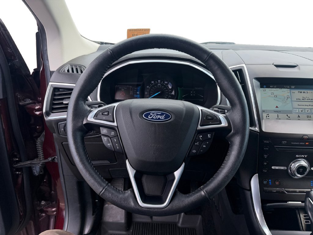 Used 2018 Ford Edge Titanium w/ Equipment Group 302A AWD/4WD image 11