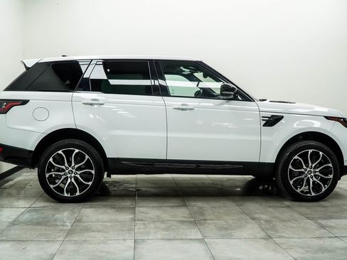 Used 2020 Land Rover Range Rover Sport HSE image 10
