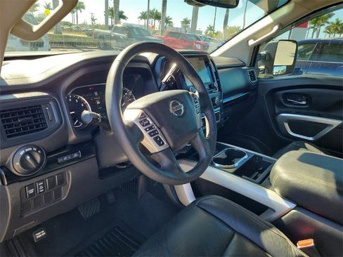 Certified 2022 Nissan Titan SV w/ SV Convenience Package image 23