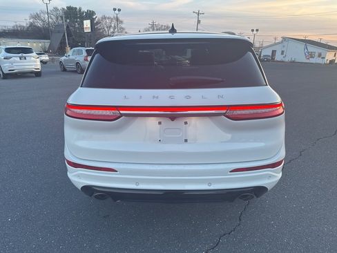 Certified 2023 Lincoln Corsair Reserve w/ Equipment Group 202A image 4