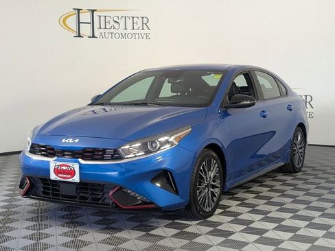 Used 2023 Kia Forte GT-Line w/ GT-Line Premium Package FWD image 4