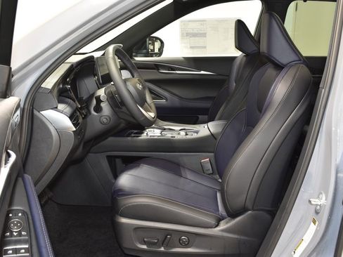 New 2026 INFINITI QX60 Sport w/ Dark Cargo Package image 11