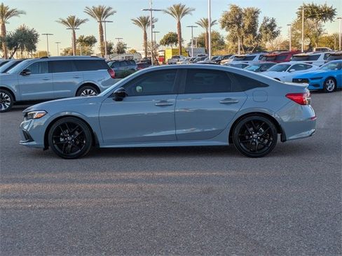 Used 2024 Honda Civic Sport image 3