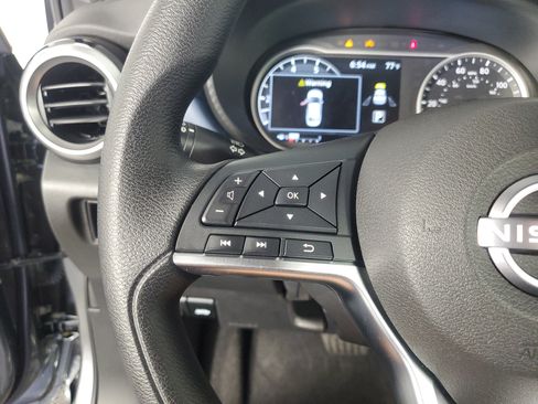 Used 2025 Nissan Versa SV w/ Trunk Package FWD image 25