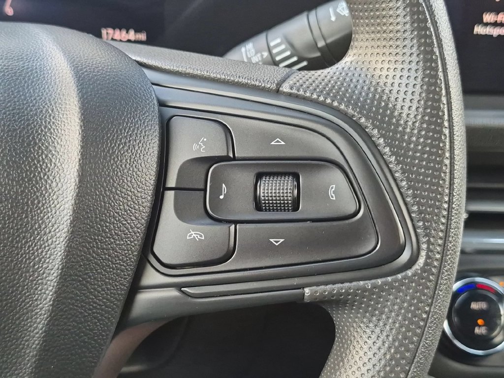 Used 2026 Buick Envista Preferred FWD image 19
