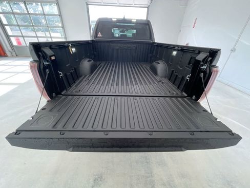 New 2025 Toyota Tundra Platinum image 24