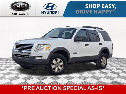 Used 2006 Ford Explorer XLT image 1