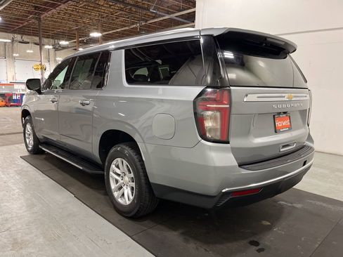 Certified 2023 Chevrolet Suburban LT image 5