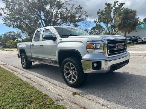 Used 2014 GMC Sierra 1500 SLE w/ SLE Value Package AWD/4WD image 2