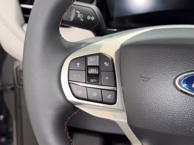 New 2026 Ford Explorer Active w/ Active Comfort Package AWD/4WD image 16