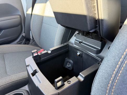 Used 2024 Jeep Gladiator Sport image 26